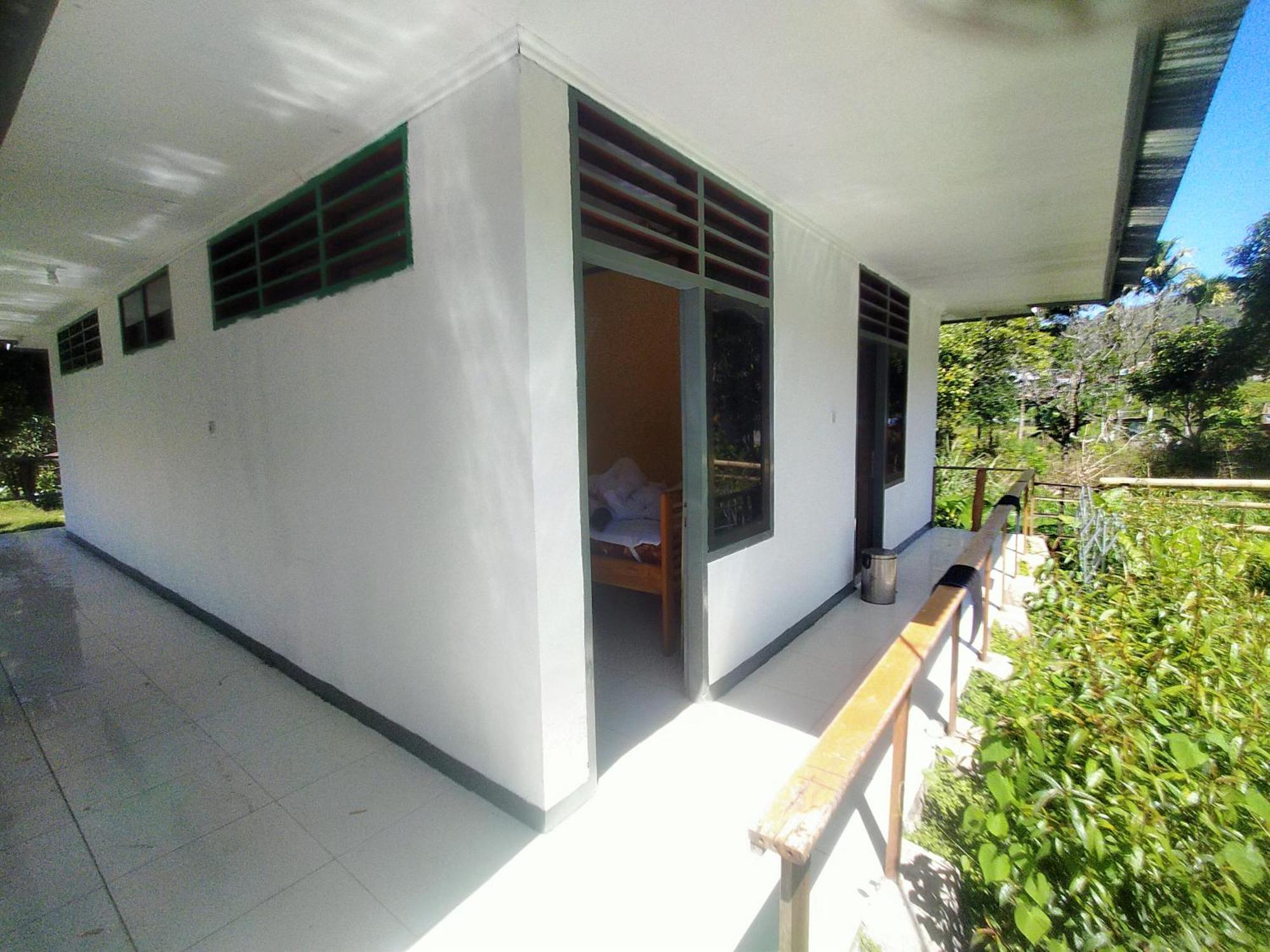 Wisma Kelimutu Ende Esterno foto